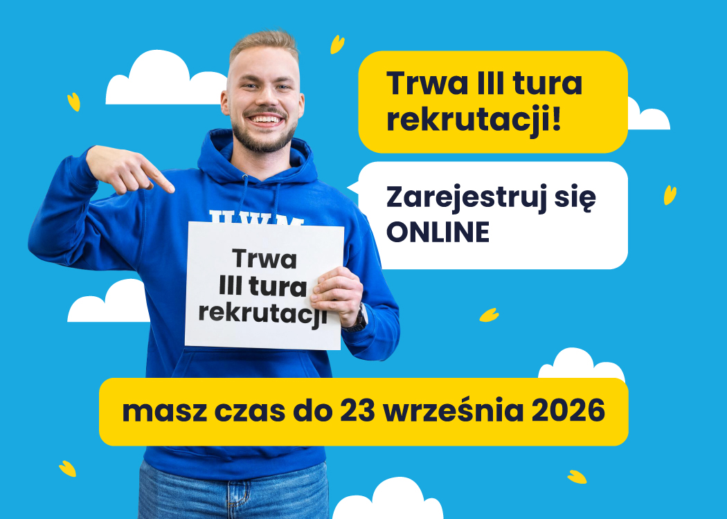 III tura rekrutacji na UWM - mezczyzna trzymajacy tabliczke